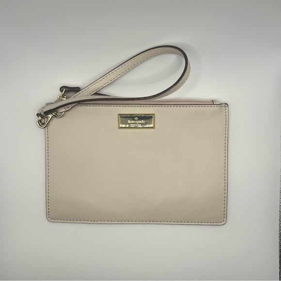 Kate Spade Wristlet Beige Taupe Leather Wallet 7.25" x 4.75" - Picture 1 of 5